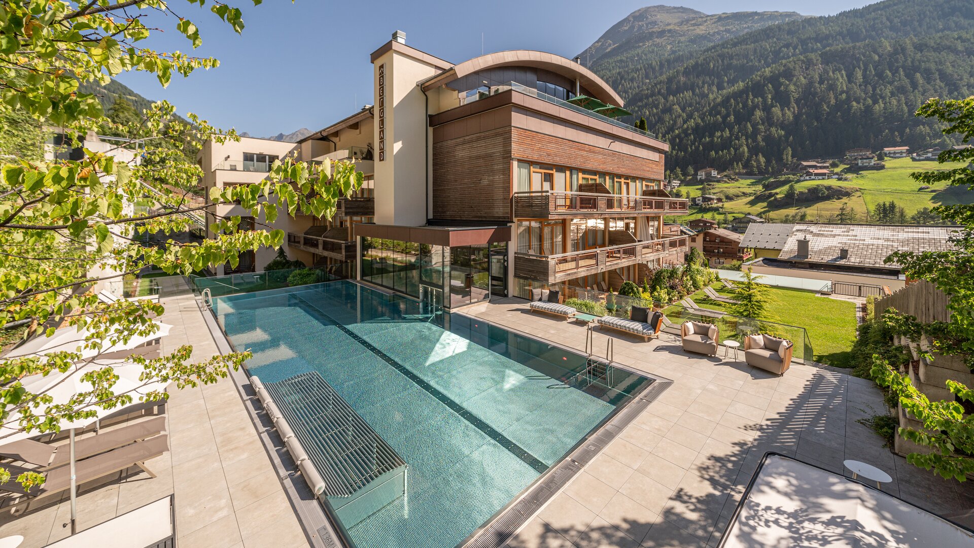 hotel with pool in the mountains