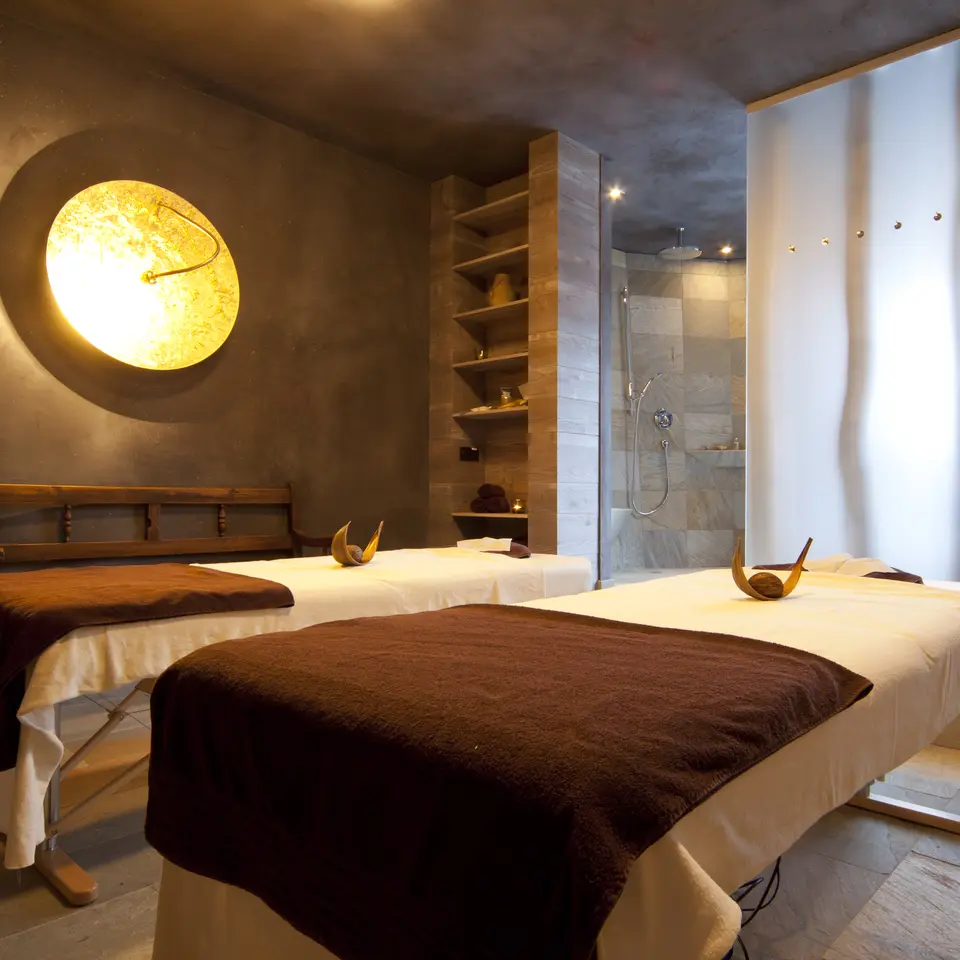 © No Limit Fotodesign massage room in the wellness hotel Sölden | © No Limit Fotodesign